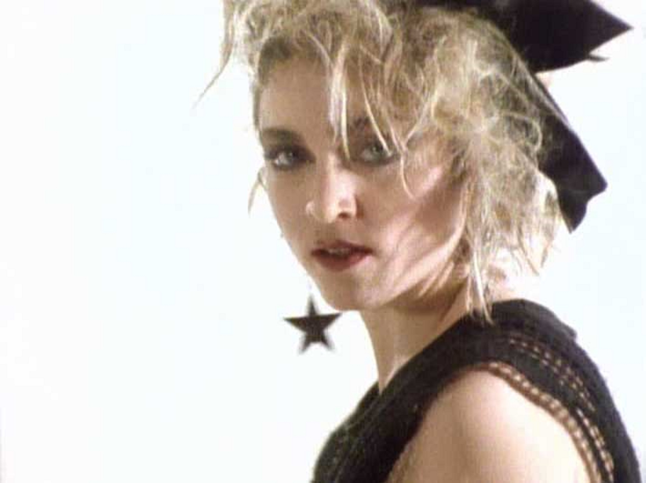 Madonna - Lucky Star